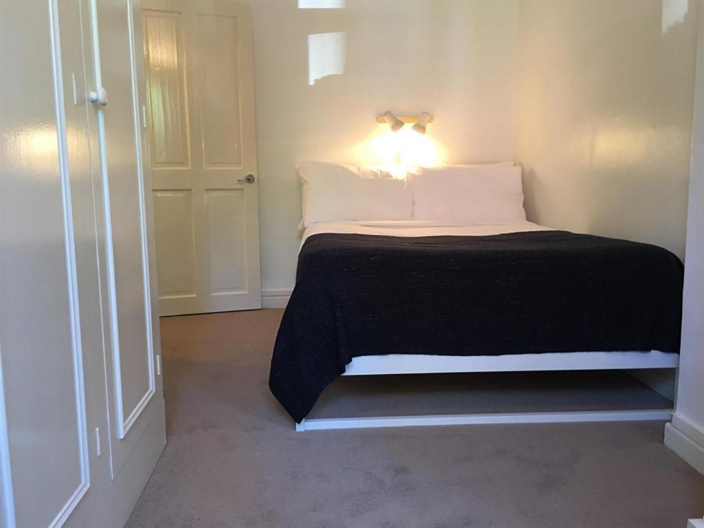 Marble Apartments Effra Court Лондон Екстериор снимка